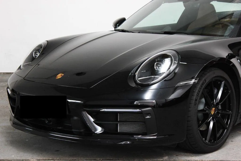 PORSCHE 911  Image 2